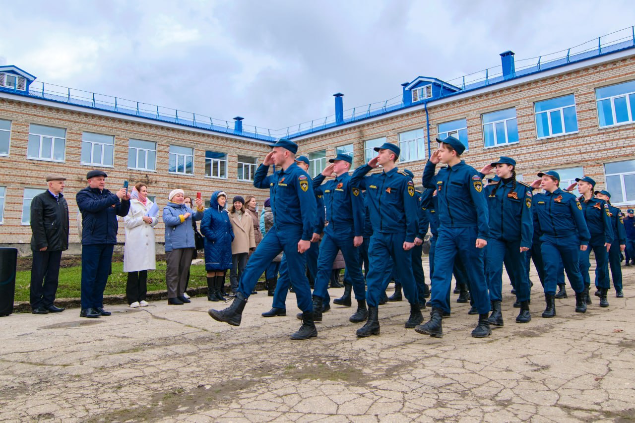 Смотр строя и песни, посвященный 77 - ой годовщине Победы в Великой Отечественной войне